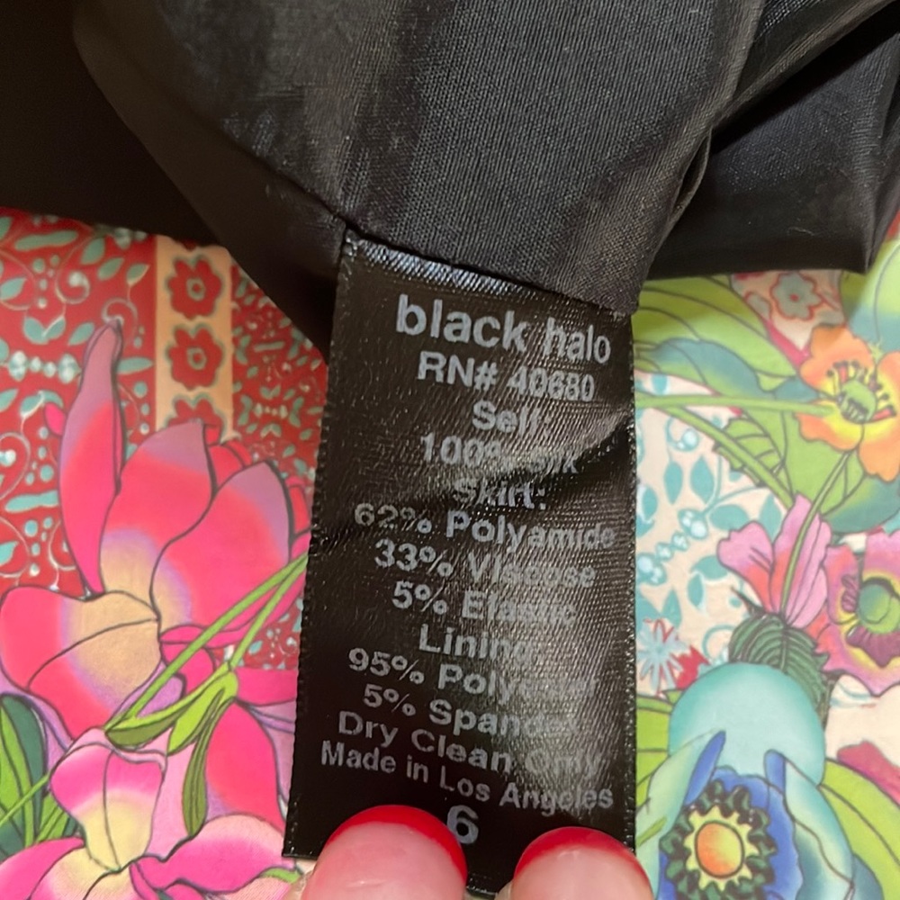 🎉HP! 🎉Black Halo EUC Silk spaghetti strap dress size - Picture 3 of 9